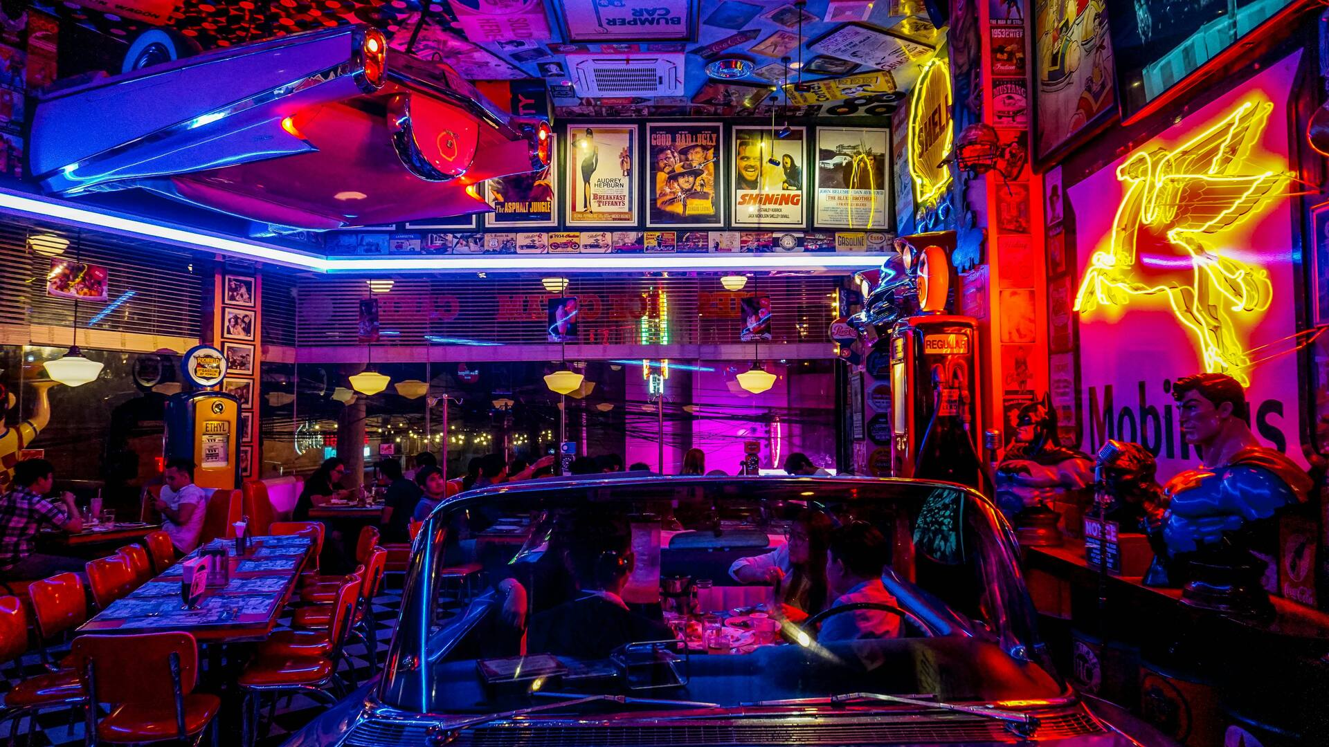 Retro diner interior in Los Angeles — evoking the opening and closing scenes of Pulp Fiction