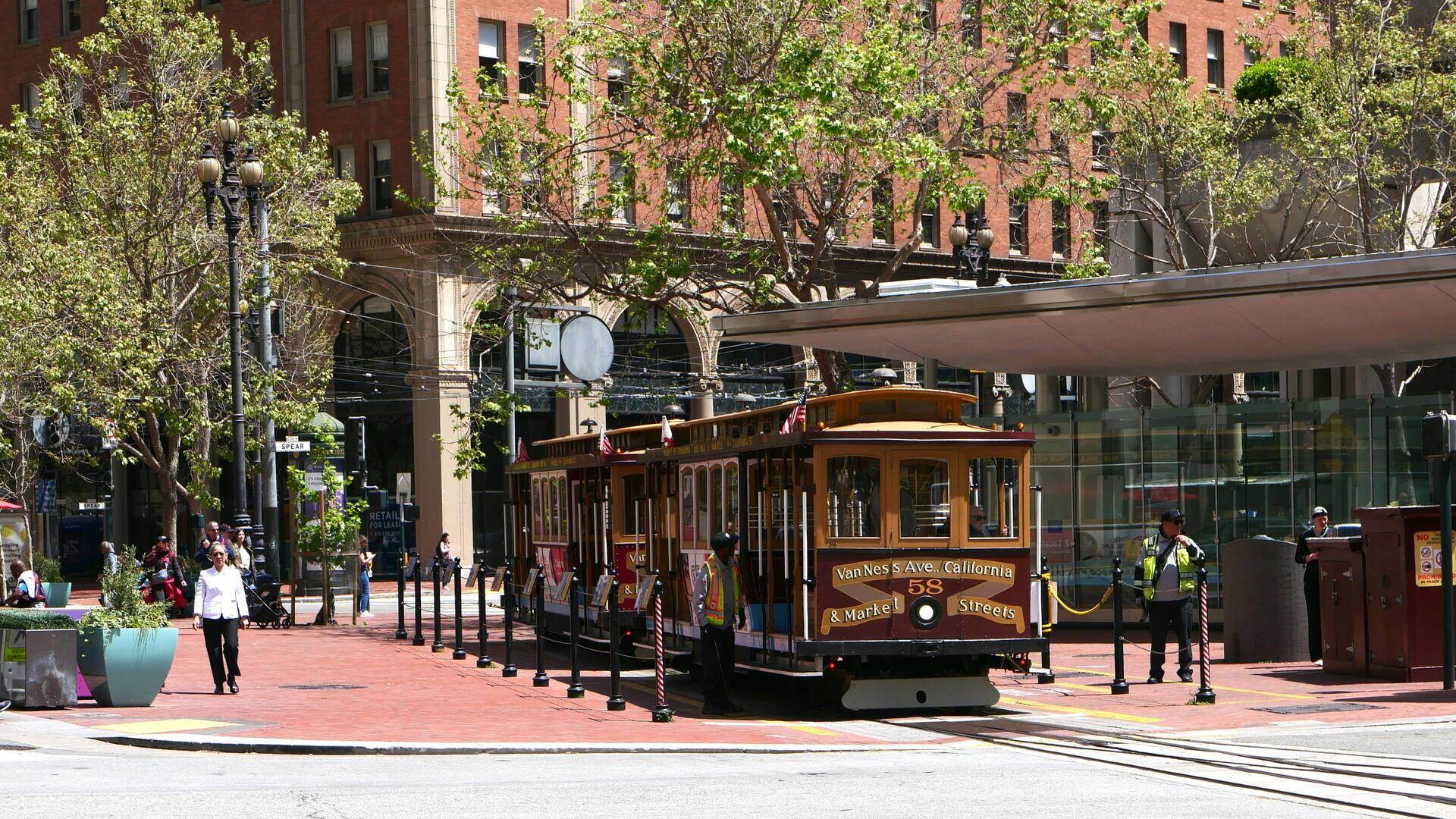 San Francisco cable car on a sunny day
